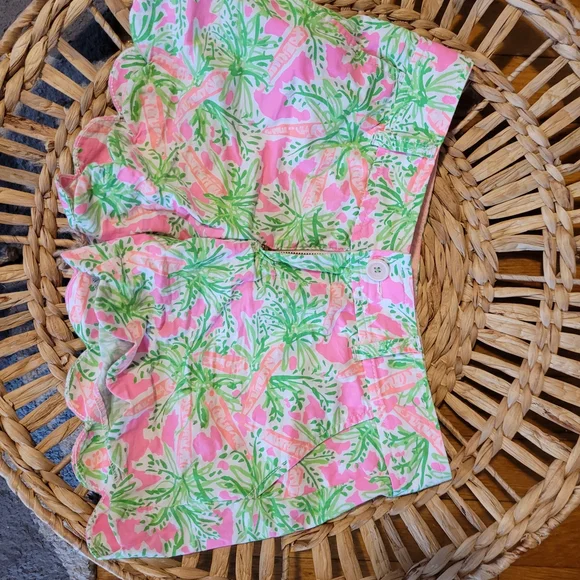 Lilly Pulitzer Women's Vibrant Pink and Green Shorts - Picture 2 of 4